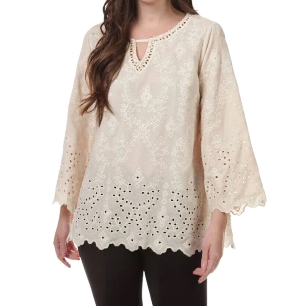 John Mark Top Blouse Size 0X Long Sleeve Winter White Eyelet Long Sl…NEW